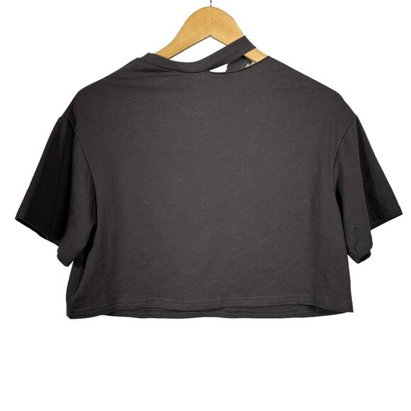 NWT Romwe Anime Girl Boxy Fit Crop Top Size Medium - Picture 3 of 10